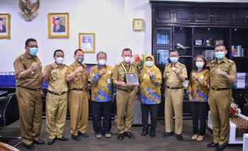 Dinilai Berkontribusi Luar Biasa dalam Penanganan Covid-19, Gubernur Arinal Raih Penghargaan Itera Adi Karsa Madya Tahun 2020 